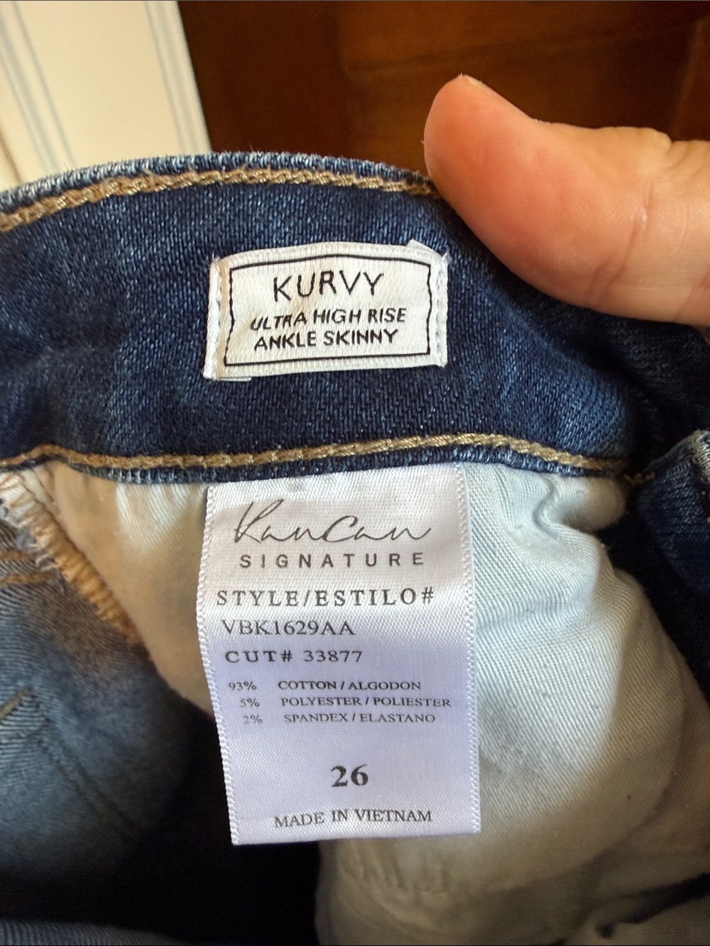 Kancan Frayed V-Notch Ankle Jeans in Medium Blue- worn about 4-5 times. 60 reta - Picture 5 of 7